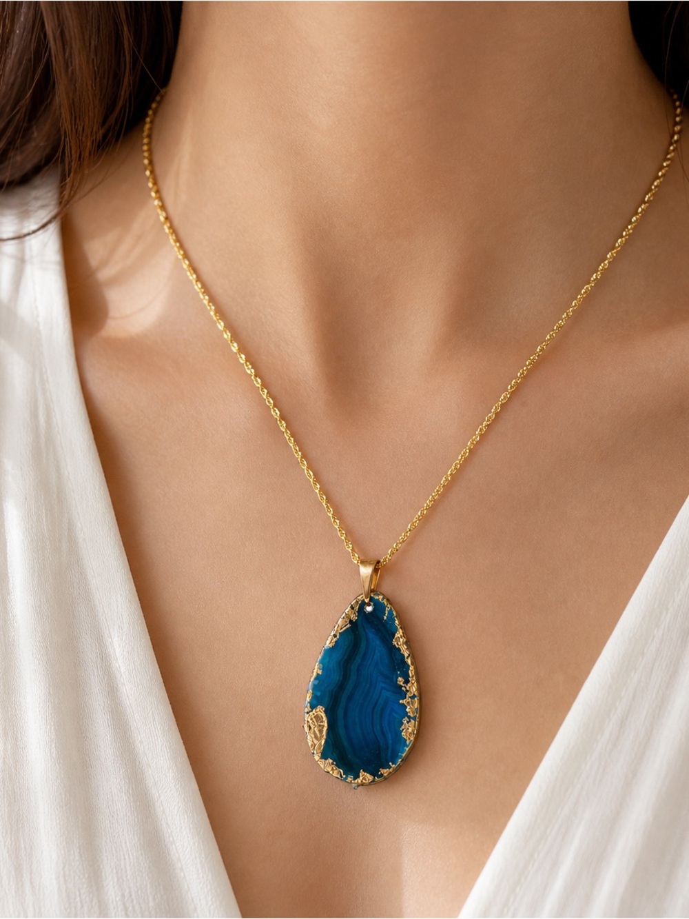 Handmade Blue Agate Pendant Necklace Gold Plated 45cm Statement Jewelry - Picture 2 of 8